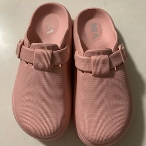 𝅺mia Lida Slip On Clog  Pink Platform size 39